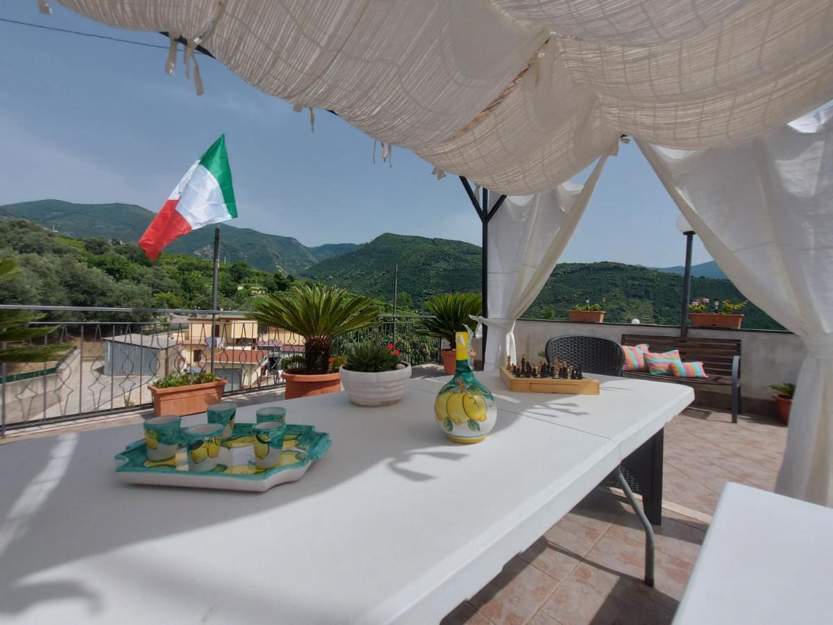 B&B L'Abbraccio Casola di Napoli エクステリア 写真